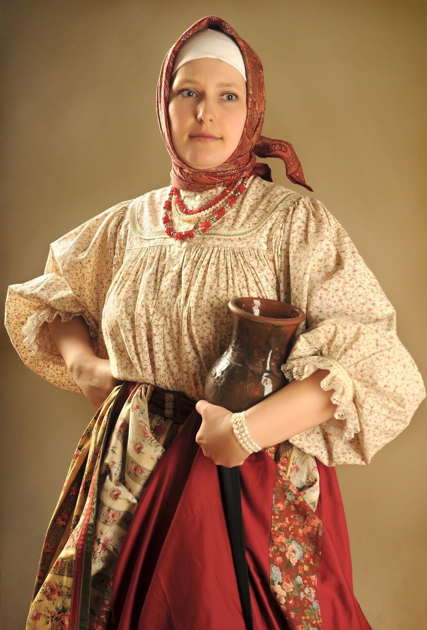 Girls in Slavic costumes in Rawalpindi