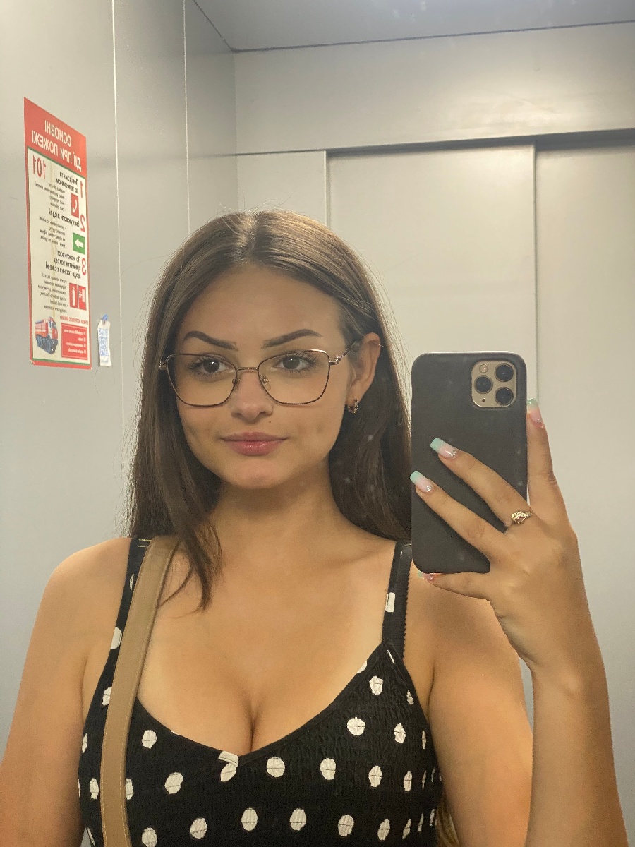 Sexy model Stacy in Rawalpindi